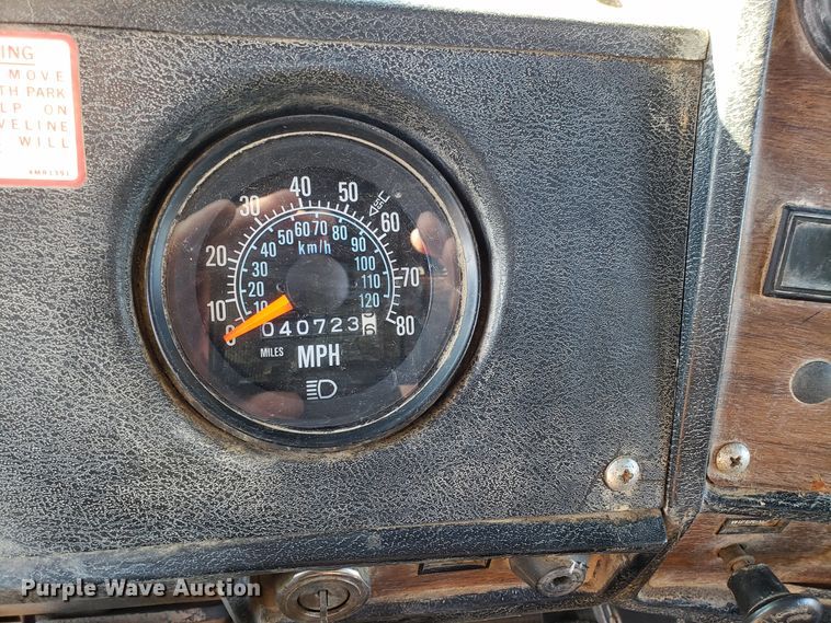 image for item ET9992 1985 Mack RS686LS dump truck