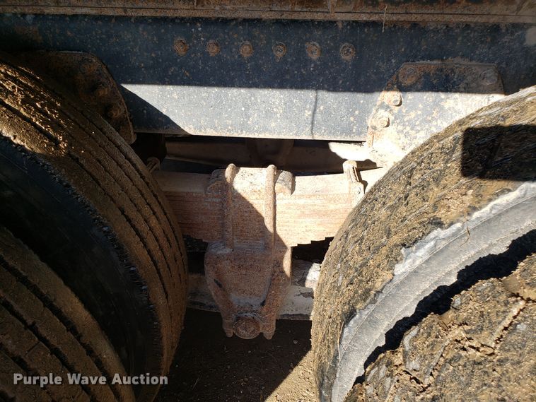 image for item ET9992 1985 Mack RS686LS dump truck