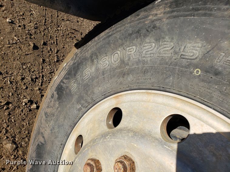 image for item ET9992 1985 Mack RS686LS dump truck