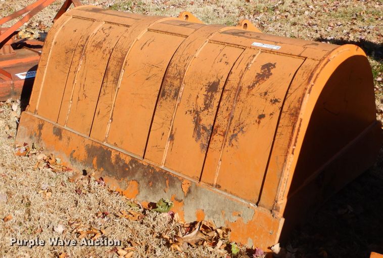 image for item EY9355 77"W excavator bucket