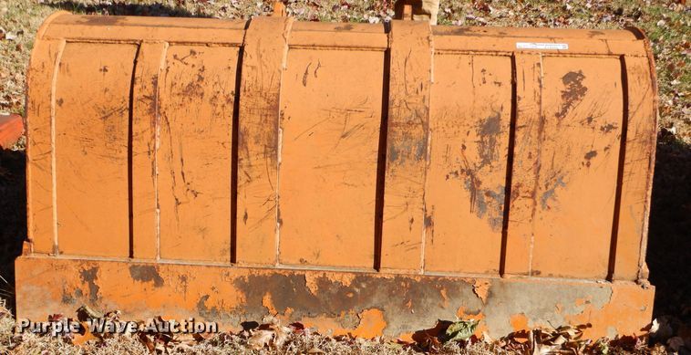 image for item EY9355 77"W excavator bucket