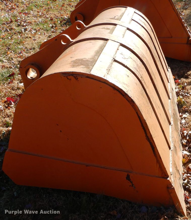 image for item EY9355 77"W excavator bucket