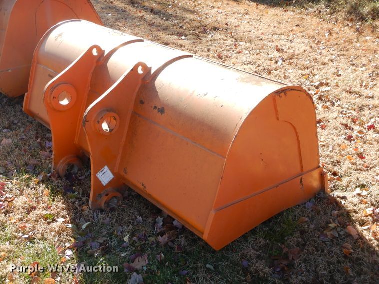 image for item EY9355 77"W excavator bucket