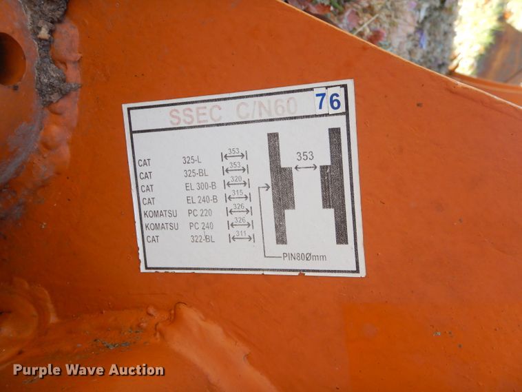 image for item EY9355 77"W excavator bucket