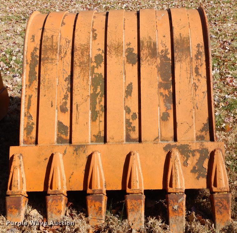 image for item EY9356 43"W excavator bucket