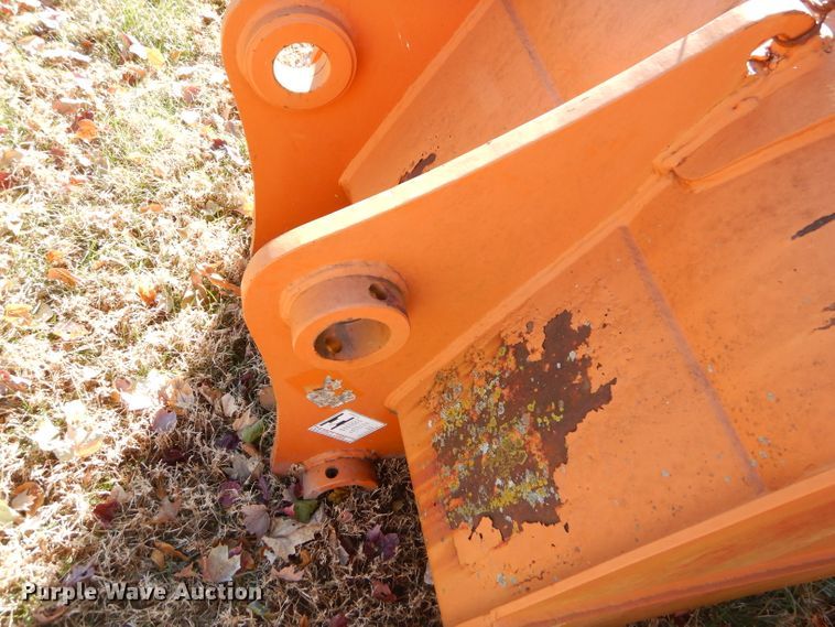 image for item EY9356 43"W excavator bucket