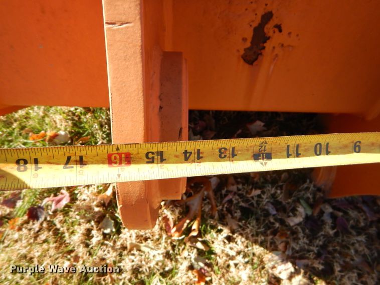 image for item EY9356 43"W excavator bucket