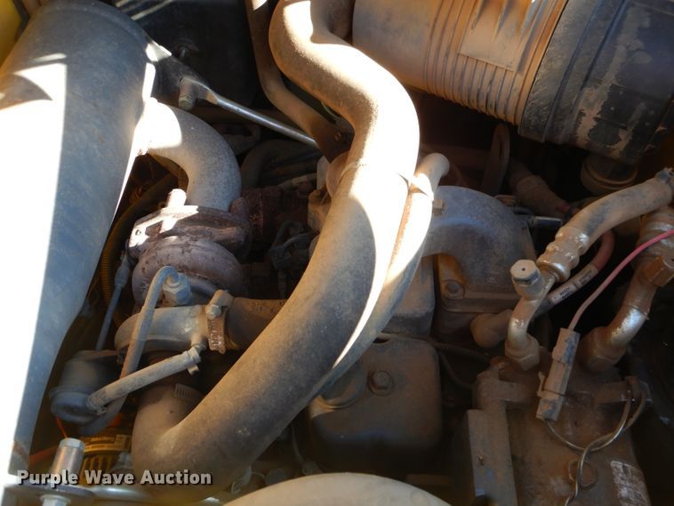 image for item EY9357 2006 New Holland C185 skid steer