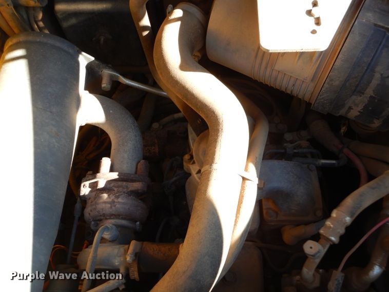 image for item EY9357 2006 New Holland C185 skid steer