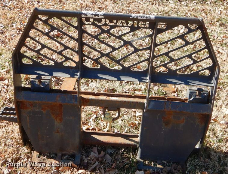 image for item EY9358 Bradco 16870 skid steer pallet forks