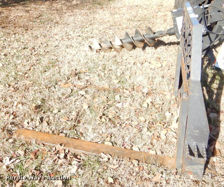 image for item EY9358 Bradco 16870 skid steer pallet forks