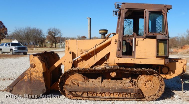 image for item EY9361 1988 Case 1155E track loader