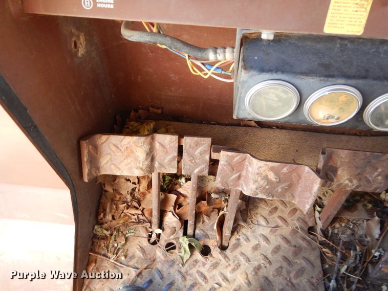 image for item EY9361 1988 Case 1155E track loader