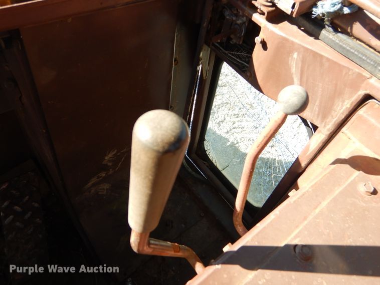 image for item EY9361 1988 Case 1155E track loader