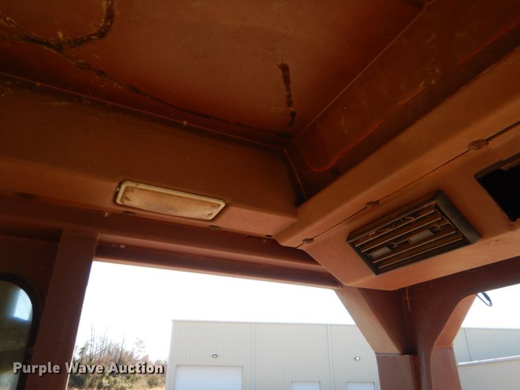 image for item EY9361 1988 Case 1155E track loader