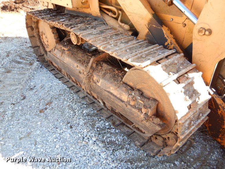 image for item EY9361 1988 Case 1155E track loader