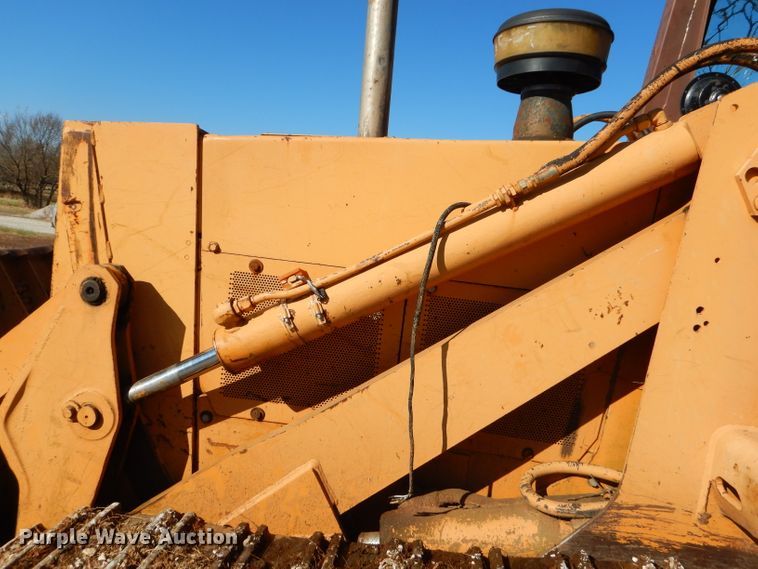 image for item EY9361 1988 Case 1155E track loader