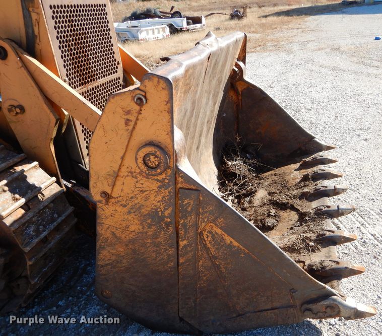 image for item EY9361 1988 Case 1155E track loader