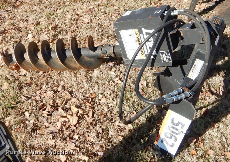 image for item EY9374 Lowe 750 Classic skid steer auger