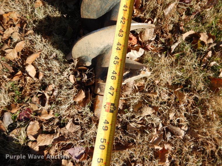 image for item EY9374 Lowe 750 Classic skid steer auger