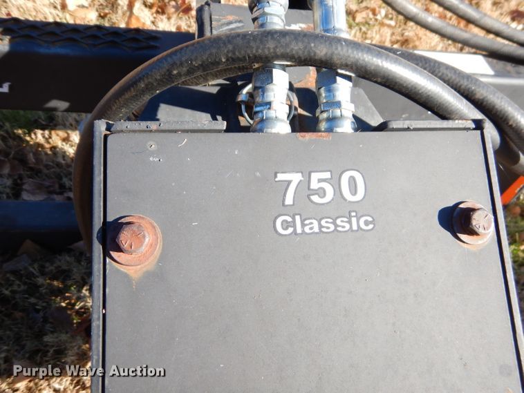 image for item EY9374 Lowe 750 Classic skid steer auger