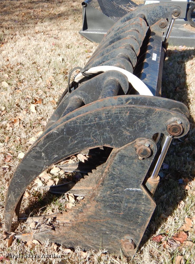 image for item EY9376 7'W skid steer grapple bucket