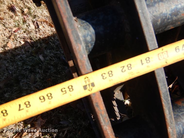 image for item EY9376 7'W skid steer grapple bucket