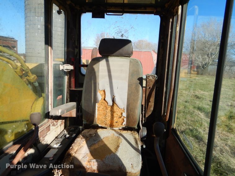 image for item EY9378 1984 Komatsu PC220LC excavator