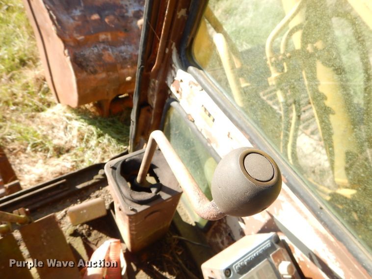 image for item EY9378 1984 Komatsu PC220LC excavator