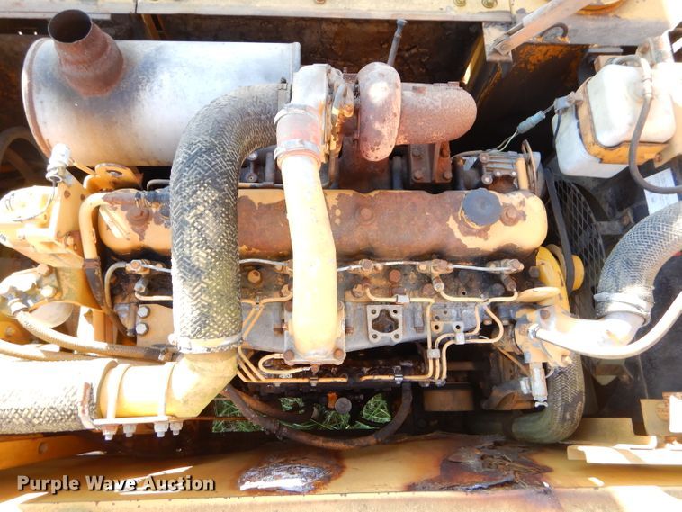 image for item EY9378 1984 Komatsu PC220LC excavator