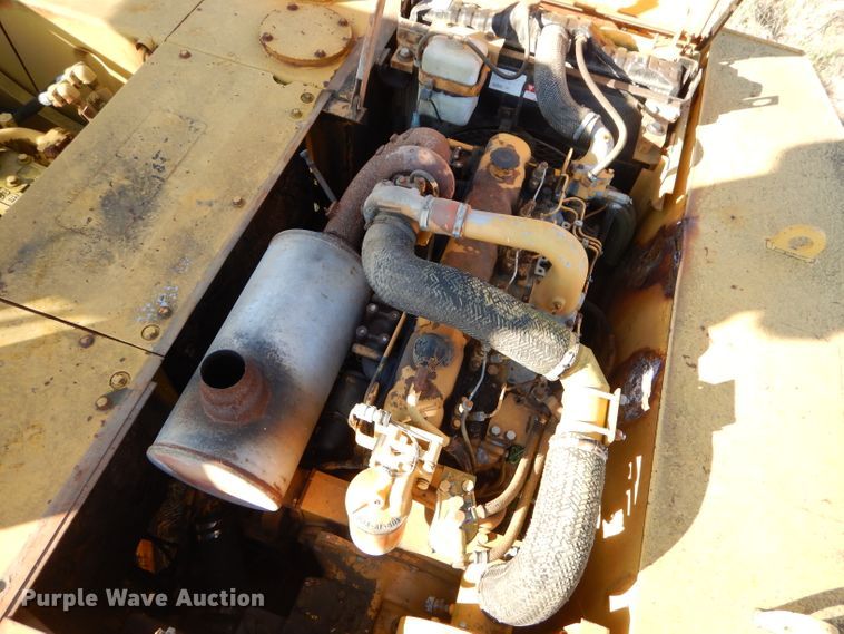 image for item EY9378 1984 Komatsu PC220LC excavator