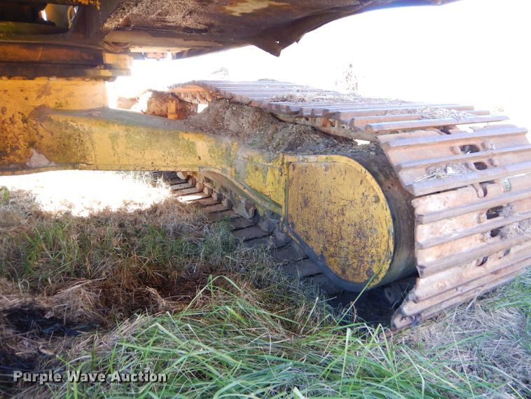image for item EY9378 1984 Komatsu PC220LC excavator