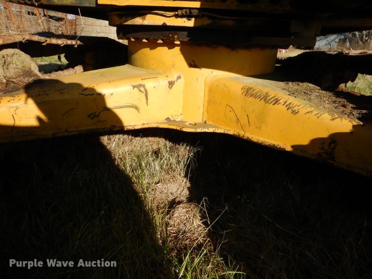image for item EY9378 1984 Komatsu PC220LC excavator
