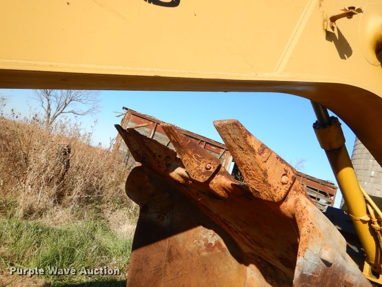 image for item EY9378 1984 Komatsu PC220LC excavator