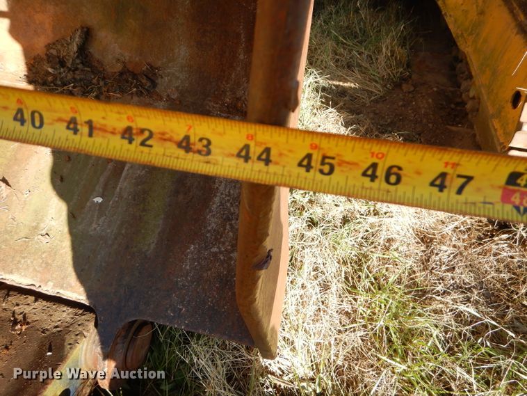 image for item EY9378 1984 Komatsu PC220LC excavator