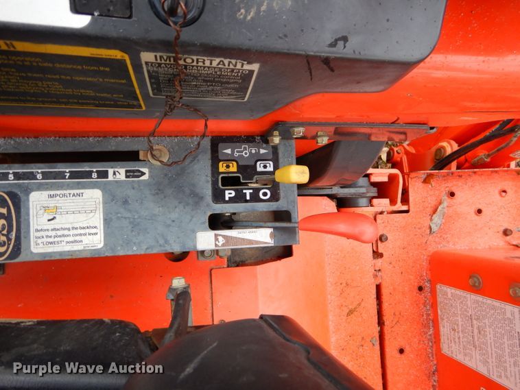 image for item FA9853 2006 Kubota L39 backhoe