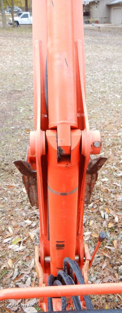 image for item FA9853 2006 Kubota L39 backhoe