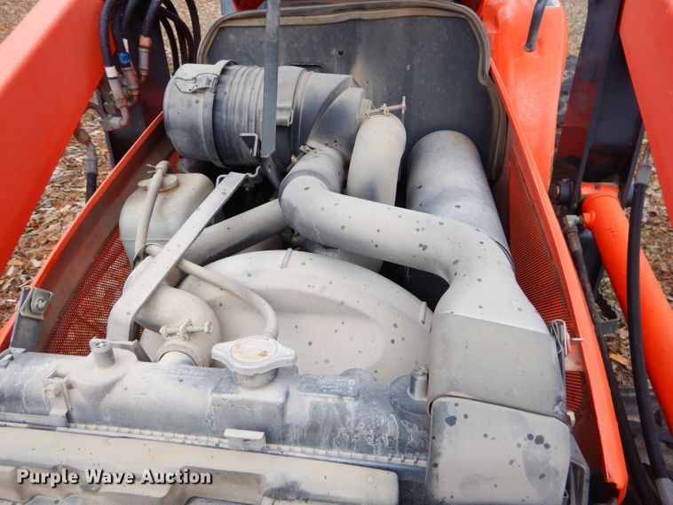 image for item FA9853 2006 Kubota L39 backhoe