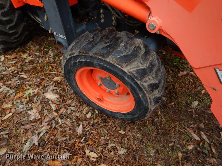 image for item FA9853 2006 Kubota L39 backhoe