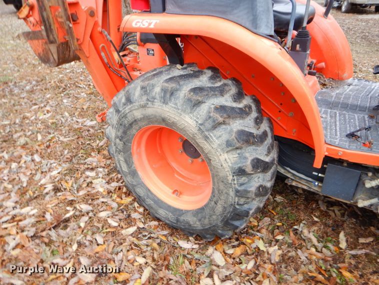 image for item FA9853 2006 Kubota L39 backhoe