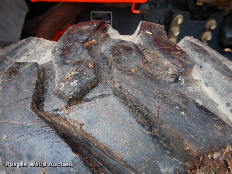 image for item FA9853 2006 Kubota L39 backhoe