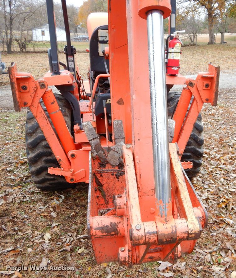 image for item FA9853 2006 Kubota L39 backhoe