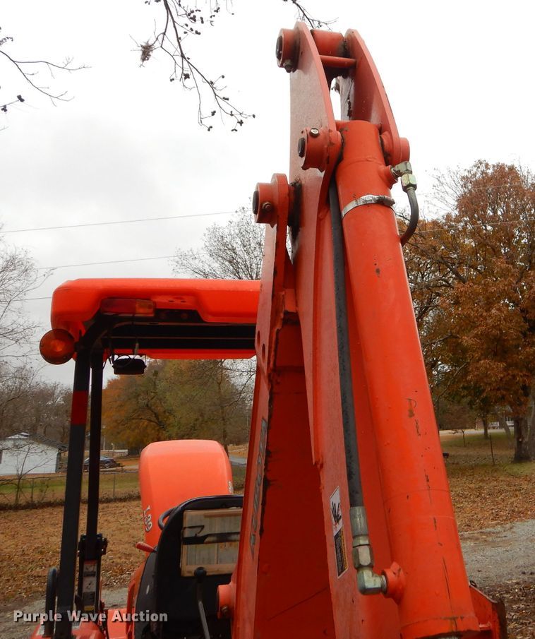 image for item FA9853 2006 Kubota L39 backhoe