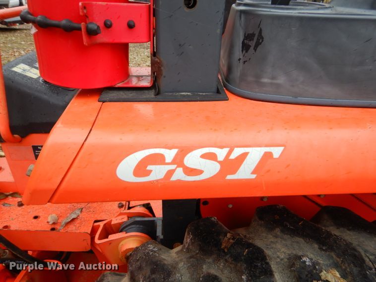 image for item FA9853 2006 Kubota L39 backhoe