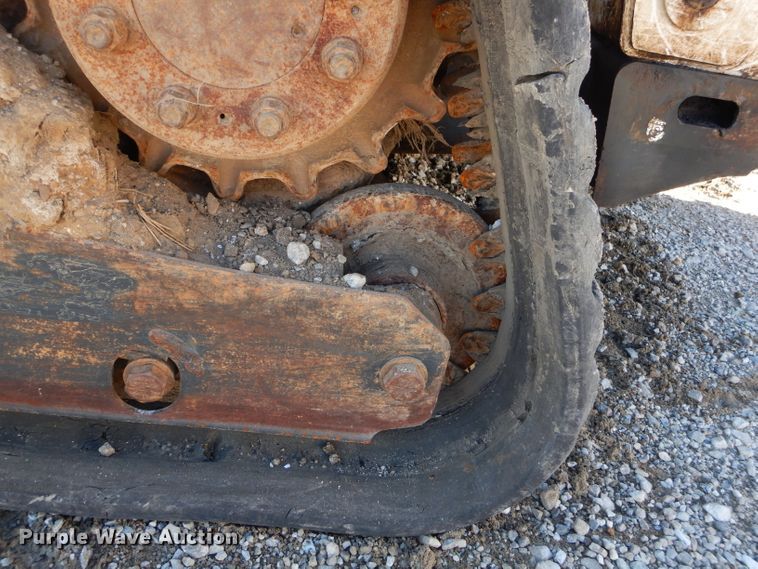 image for item FA9854 2014 Bobcat T870 skid steer