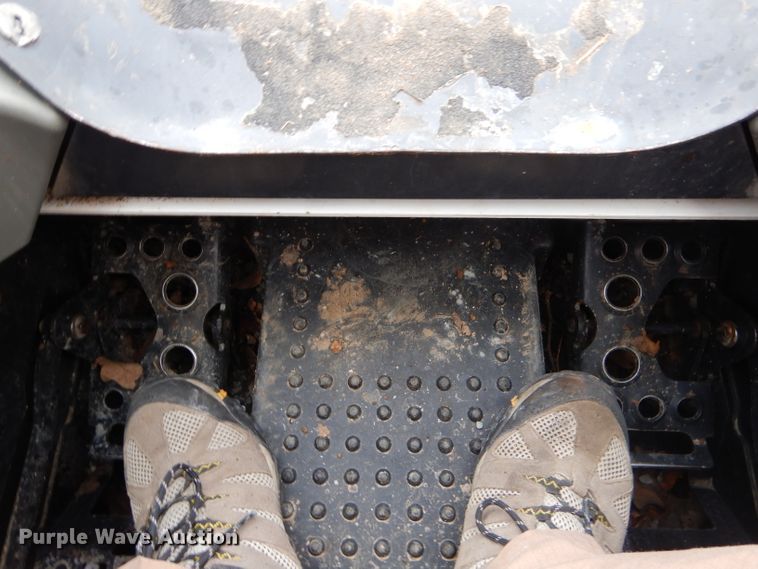 image for item FA9903 2014 Bobcat S530 skid steer