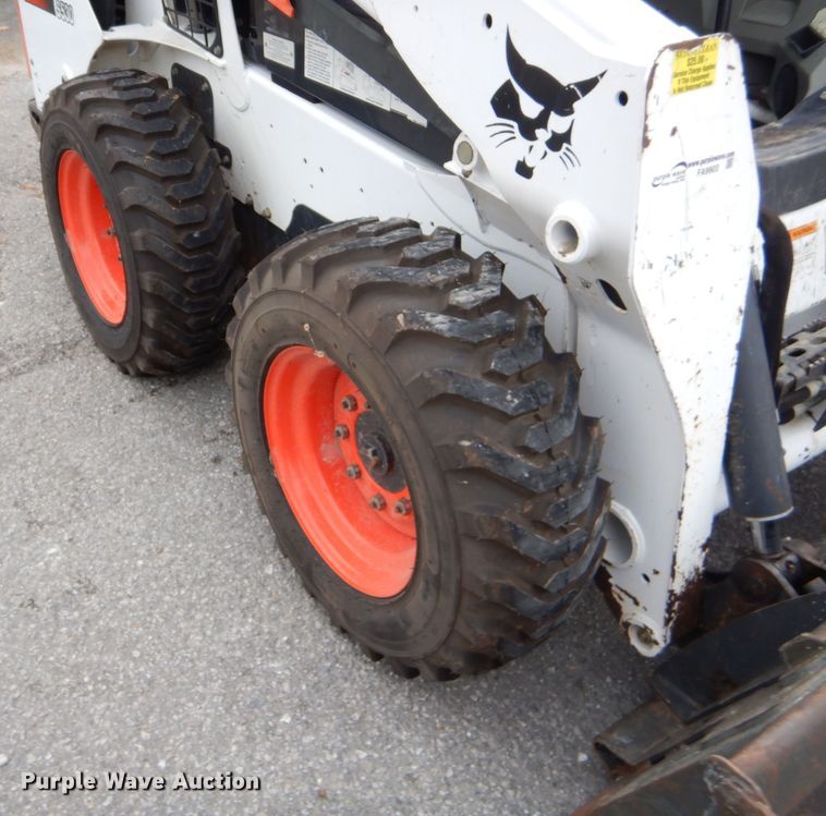 image for item FA9903 2014 Bobcat S530 skid steer