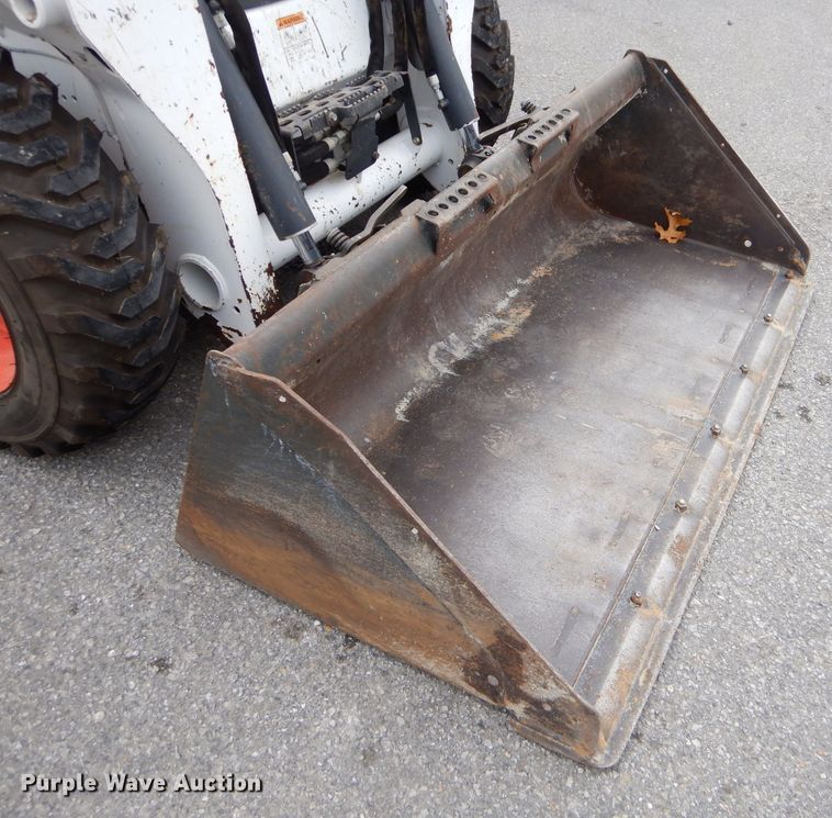 image for item FA9903 2014 Bobcat S530 skid steer