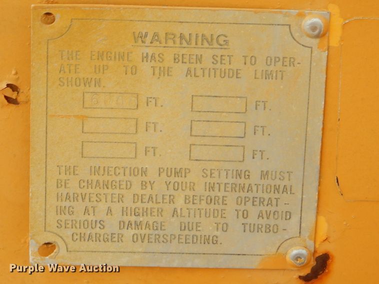 image for item FA9907 International elevating scraper