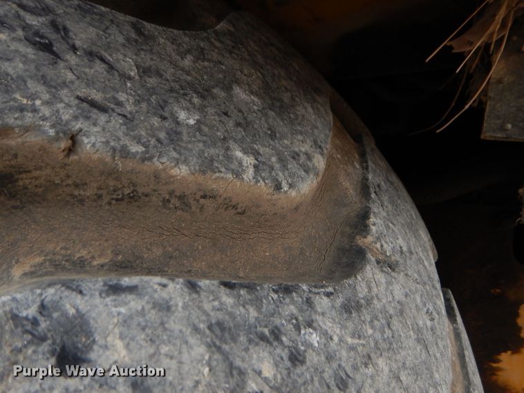 image for item FA9907 International elevating scraper